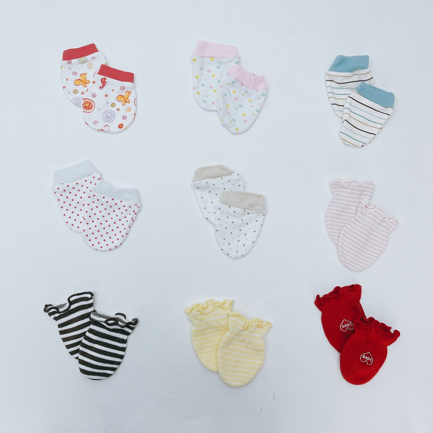 Mellow Baby Girl Mitten